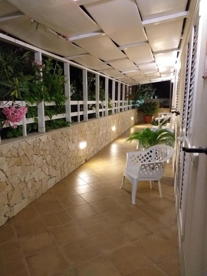 A Casa Di Vera Punta Secca Exterior foto
